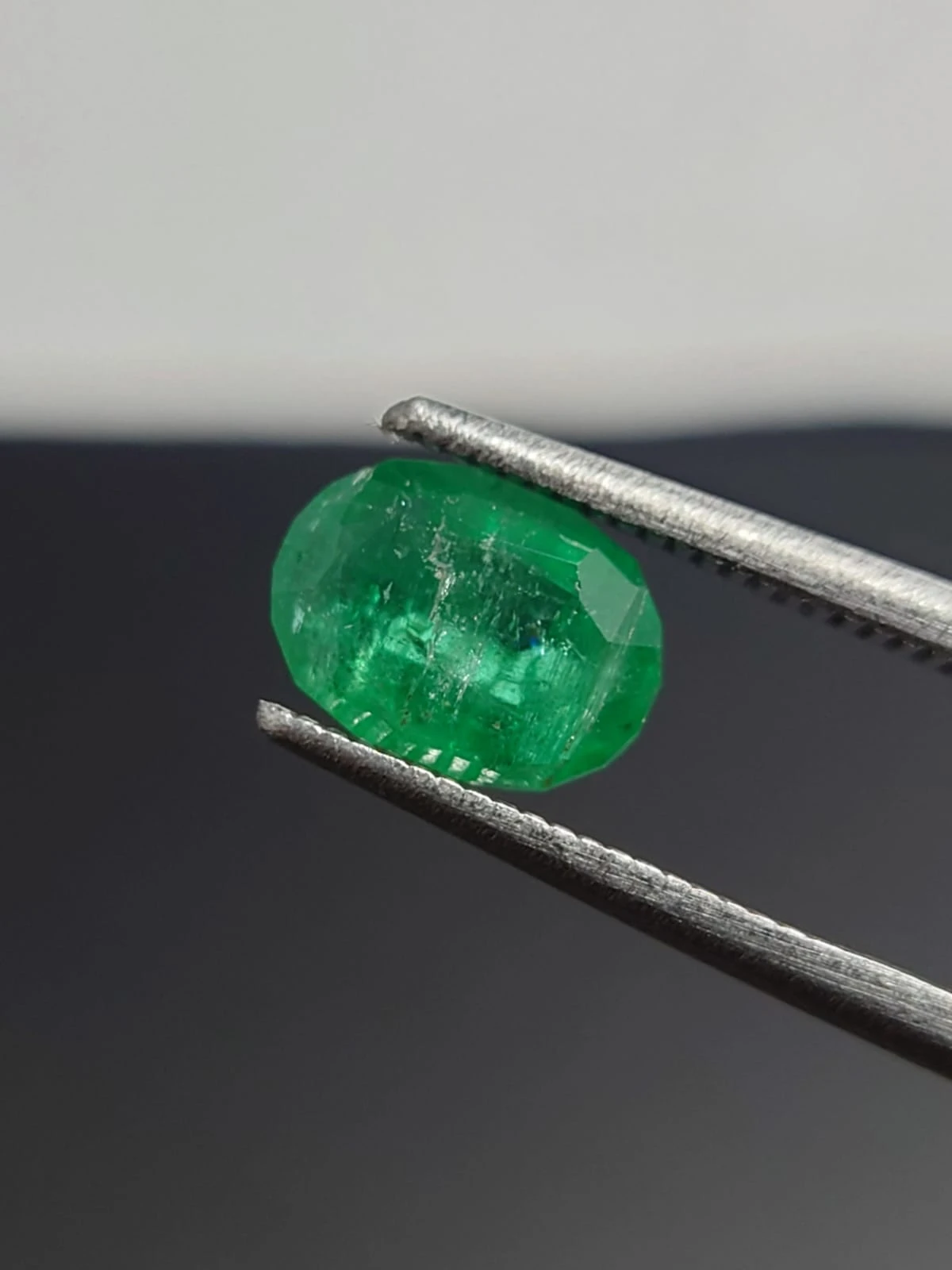 1.27ct Natural Emerald from Panjshir Afghanistan — view 3